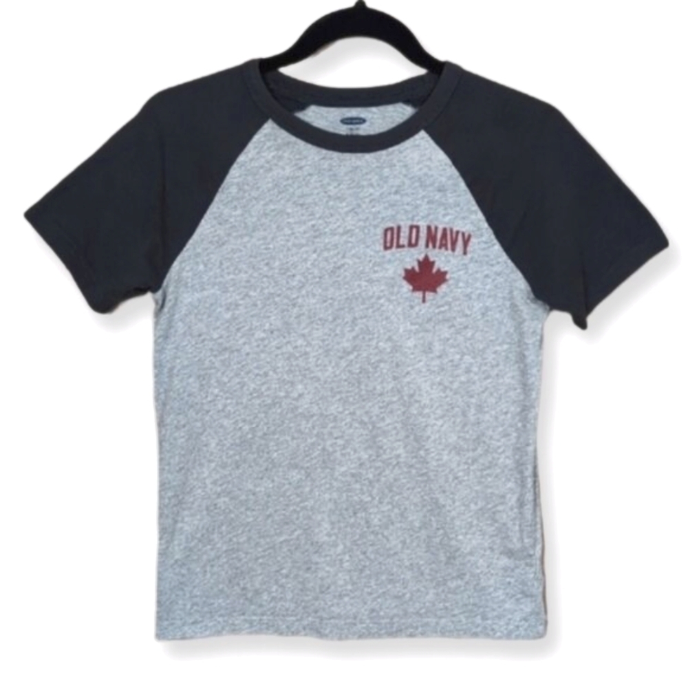 Old Navy Canada Raglan Tshirt Canadian Maple Leaf Patriotic Canada Day Boys Kids